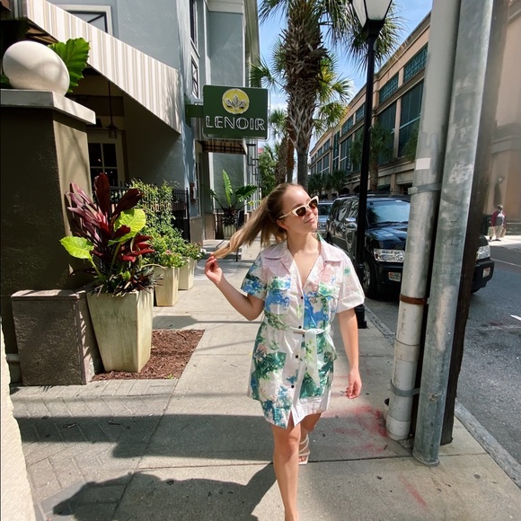 Meet your Posher, Anne - Picture 5 of 5